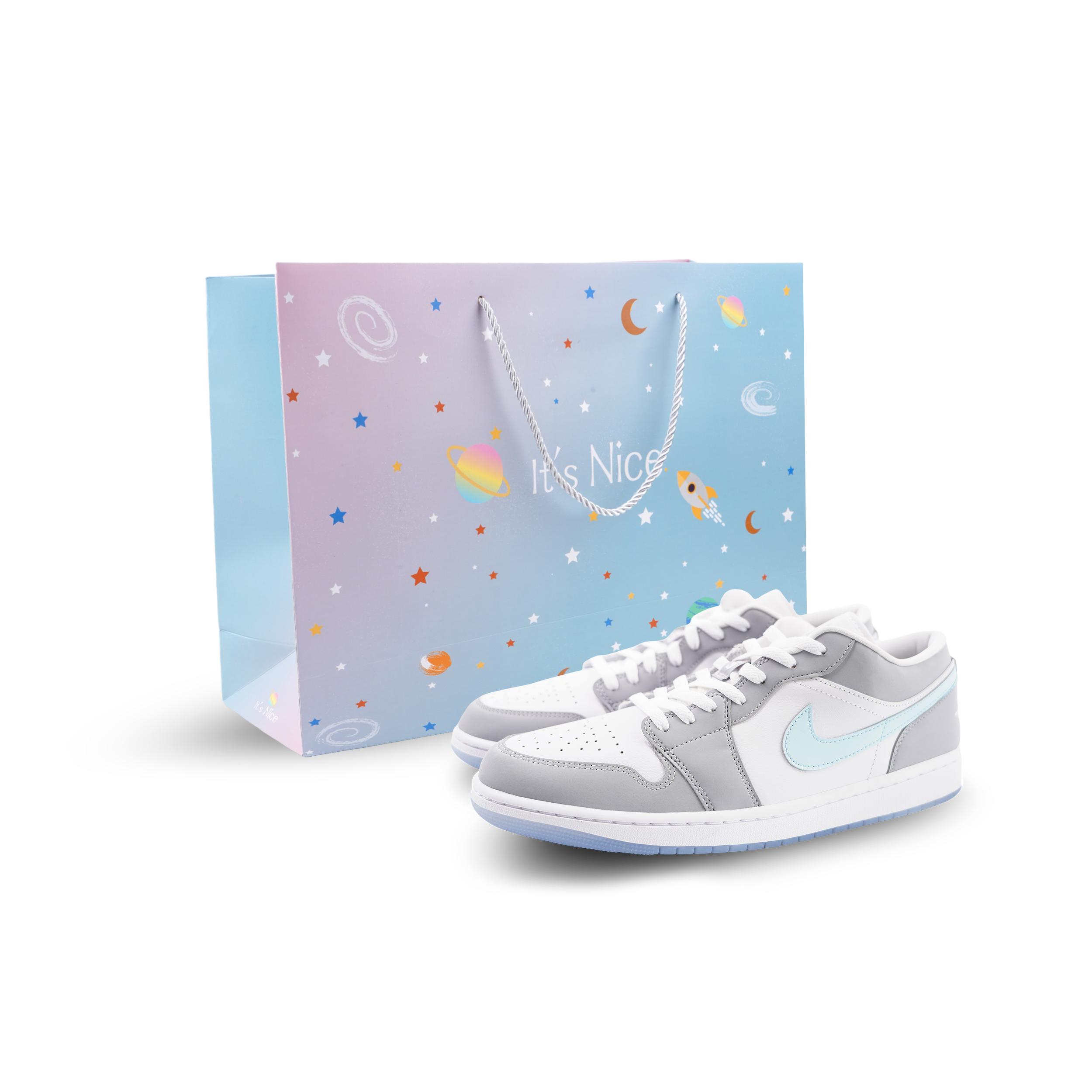 

Jordan Air Jordan 1 Low top Vintage Basketball Shoes Women s Gray Blue DC0774-105(Team886-SBOX) 36.5