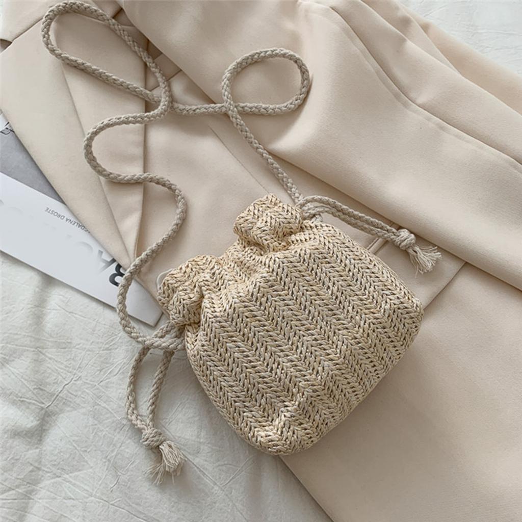 Fashion Drawstring Straw Messenger Bag Crossbody Handbag Summer Shoulder Bag Flower Straw Bucket Bag for Photo Shooting