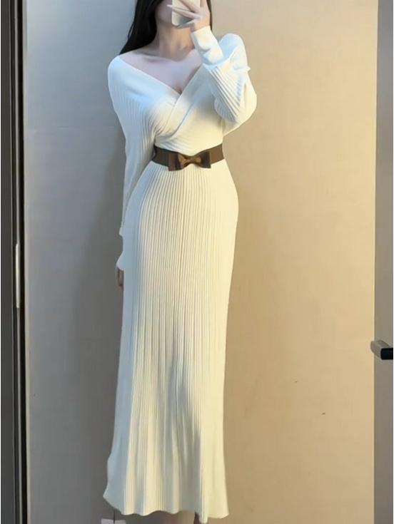 Korean Style Sexy V-Neck Knit Dress - Autumn/Spring Collection 2026