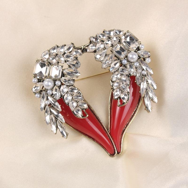 

Новая средневековая винтажная желейная глазурь инкрустированная брошь в виде крыльев ангела в винтажном стиле brooch