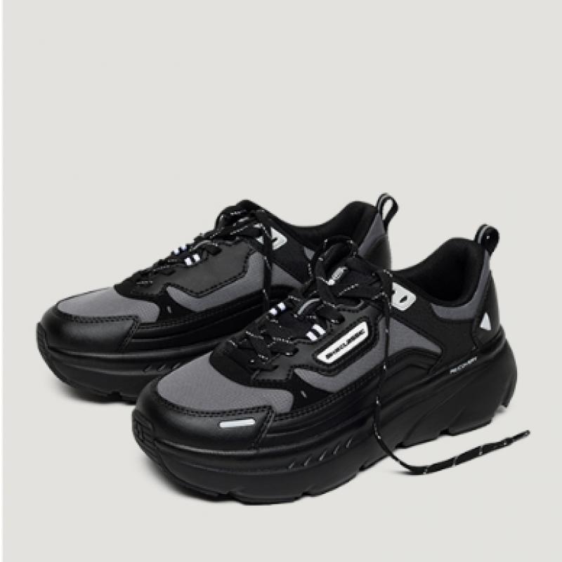 Akiii Classic Bumper Trainer Black Gray