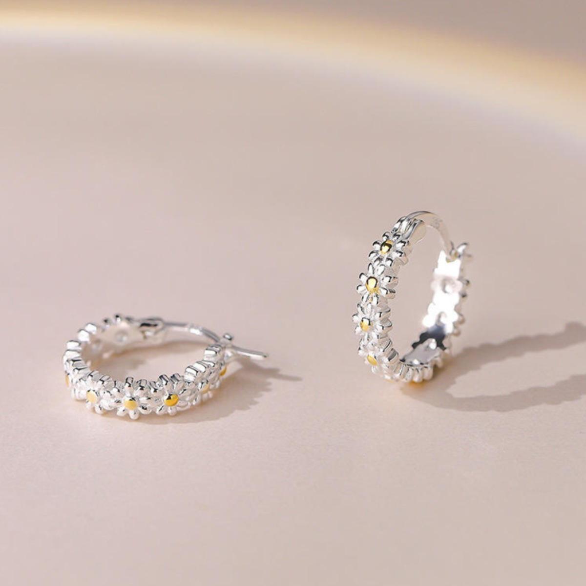 

Серьги-пусеты Маргаритка из стерлингового серебра 3D Женские элегантные модные украшения подарок 925 silver серебряный