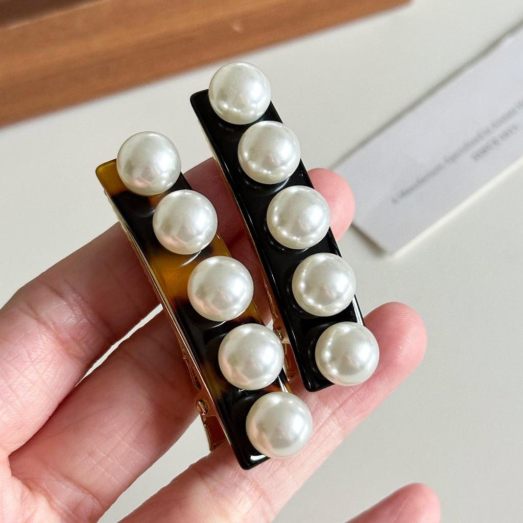 Chic French Style Pearl Embellished Acetate Hair Clip For Women High-end Fashion Accessory