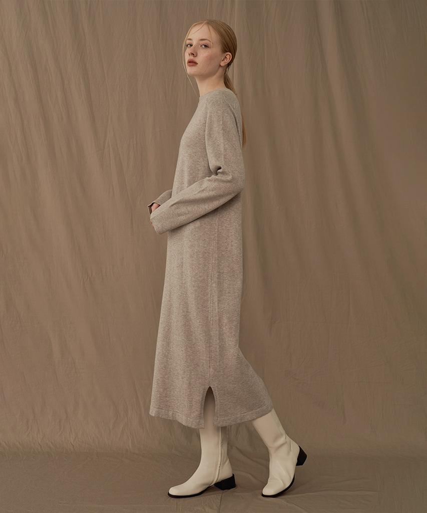 Baseukala Modern Round Neck Long Knit One-Piece (3Colors)