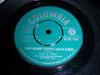 7inch Record PINKY  PERKY  I Saw Mommy Kissing Santa Claus 45DB4742PROMO COLUMBIA 1961 UK Childrens Used