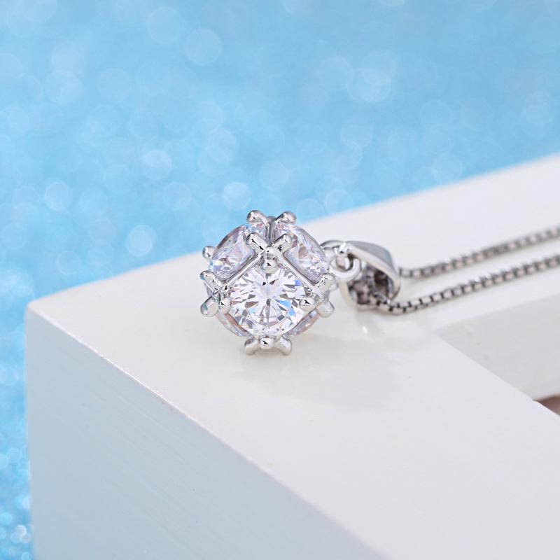 High-End Koreanischer Stil Zirkon Magischer Würfel Anhänger Halskette für Frauen