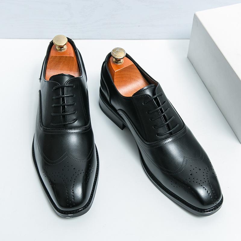 Men's British-Style Pointed Toe Leather Derby Shoes - Casual and Formal for Weddings and Business.
