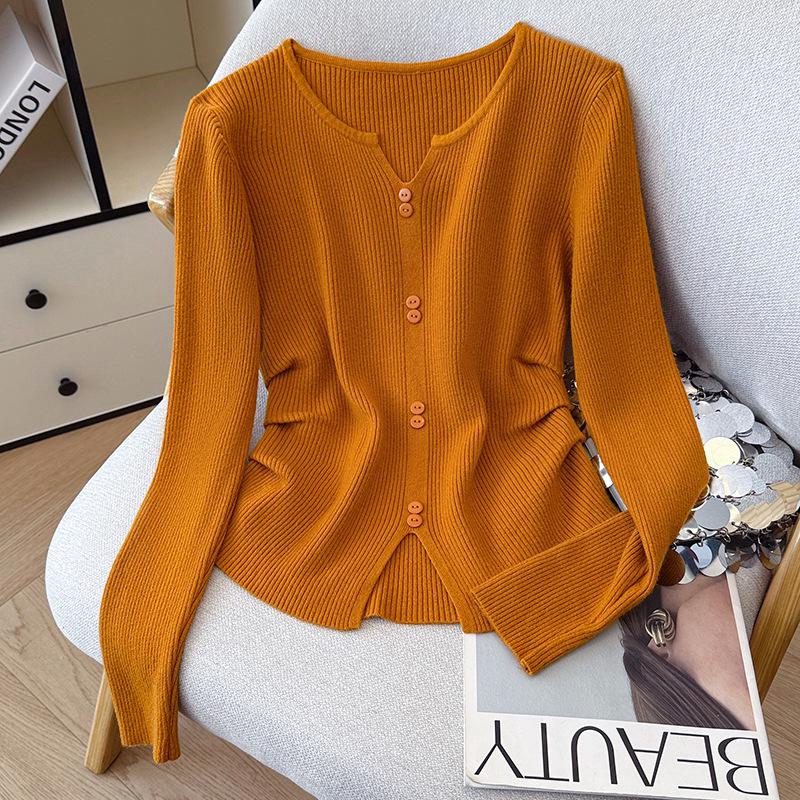 2026 Autumn/Winter Women's Stylish V-Neck Long-Sleeve Button-Up Sweater for Layering