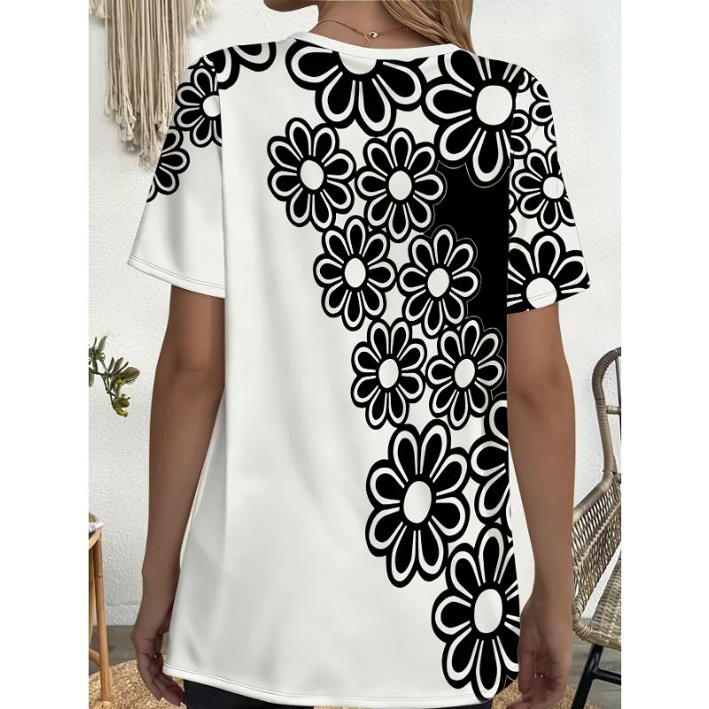 Women's plus size T-shirt, black and white floral print, with pocket design for casual outings, breathable, loose fit