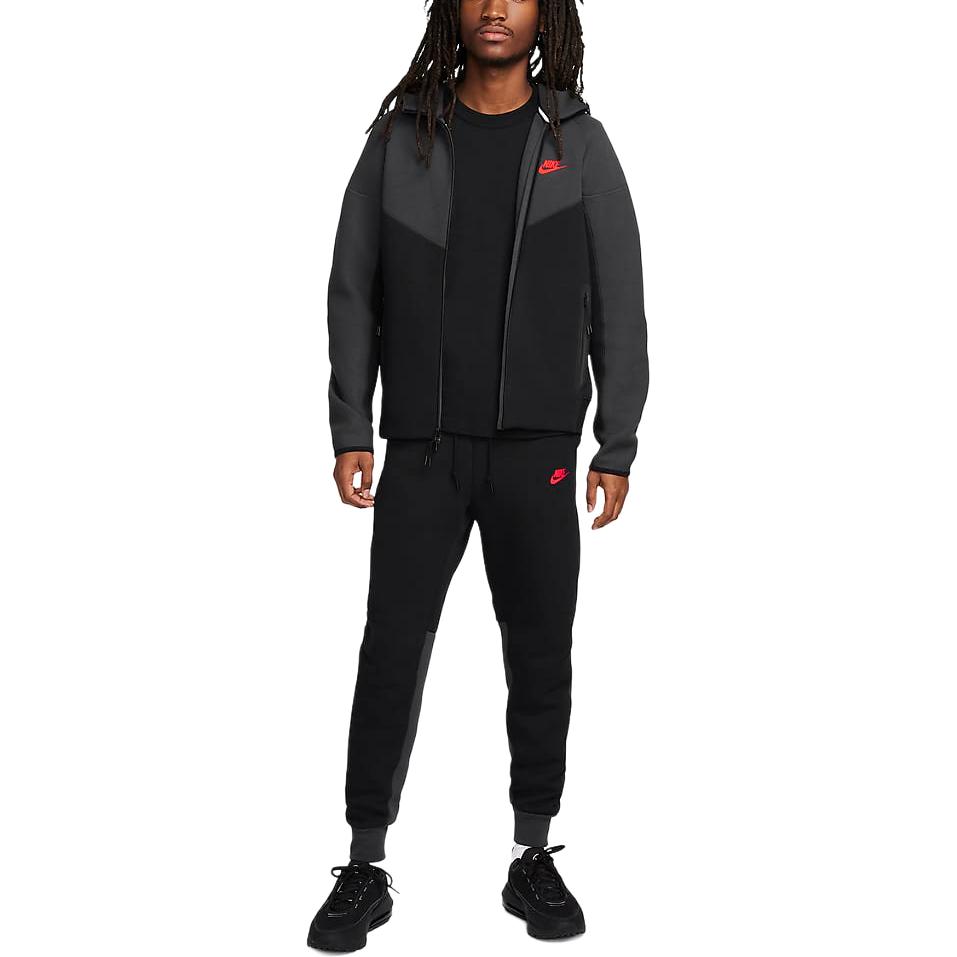 New Nike Sportswear Tech Fleece Jacket Men's Black/Dark Smoke Gray/Light Red FB7922-013
