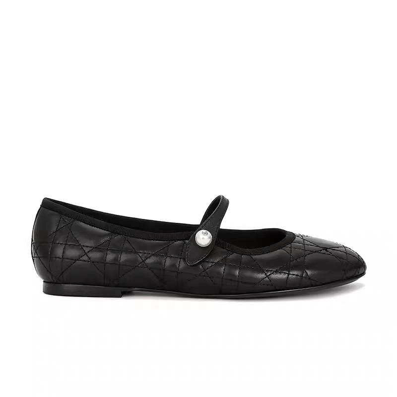 Mary Jane Shoes Women Soft Soled Beanie Shoes Black Pearl Buckle Strap Shallow Sole Flat Women's Elegant Stylish Flat Shoes