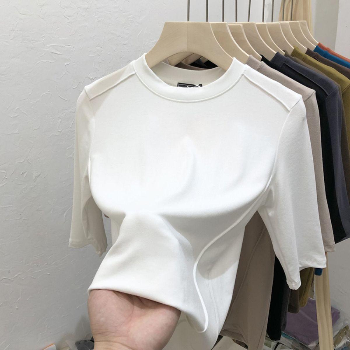 

Элегантная футболка с коротким рукавом для женщин - облегающий базовый топ на лето M белый