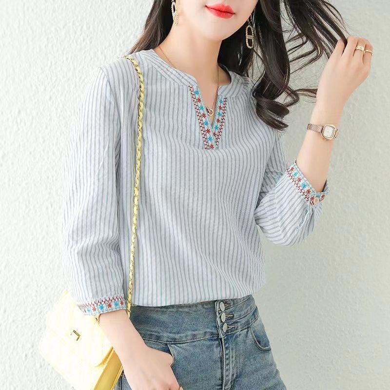 Split Sleeved Striped Shirt for Women's Spring and Autumn Versatile Ethnic Style V-neck Top