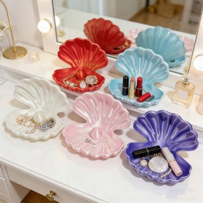 3D-gedruckte Muschelform Schmuck-Organizer-Tablett Perlmutt Glanz Schreibtisch-Aufbewahrungs-Dekoration für Ohrringe Ringe Armbänder Lippenstift Geschenk