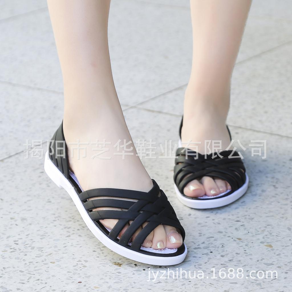 Flat Sandal Women Open Toe Lightweight Slip On Casual Summer Beach Shoes with Crisscross Strap Design and Flexible Sole