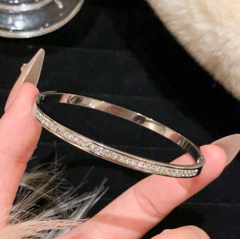 Light Luxury High-End Full Diamond Bracelet Women'S Silver Titanium Steel Bracelet Bracelet Couple Hand Jewelry