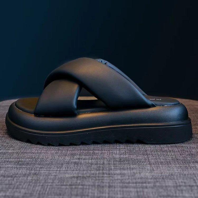 

Small fresh and cool slippers are worn outside, and the new thick bottom increases the height in summer. Casual one-word sandals are trendy. 35 чёрный