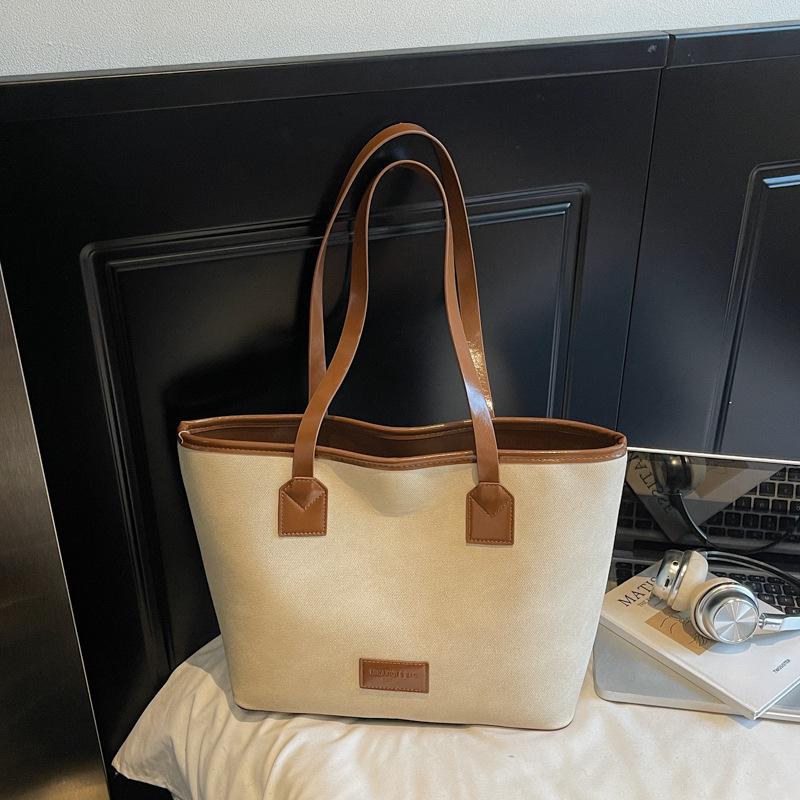 Fashion Large-capacity Bag Women's 2025 New Commuter Versatile Shoulder Bag, High-end Sense Going Out To Work Tote Bag