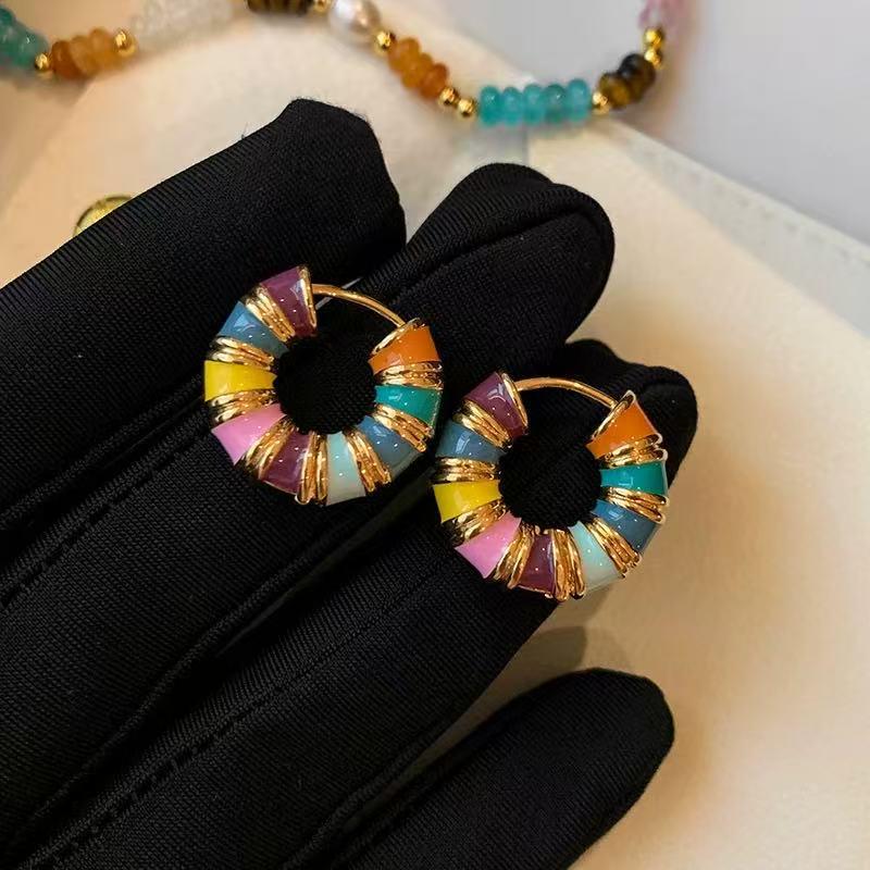 Colorful Drip Oil Ear Cuffs: High-End Luxury Circle Earrings for a Unique Summer Look