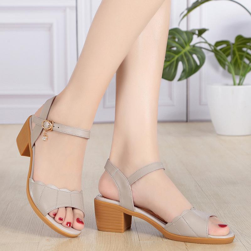 Modne Damskie Sandały Nowa Skóra Naturalna Damskie Zapinane na Klamrę Rozmiar Plus Letnie Damskie, Odkryte Palce Rzymskie Buty Kobieta Sandały