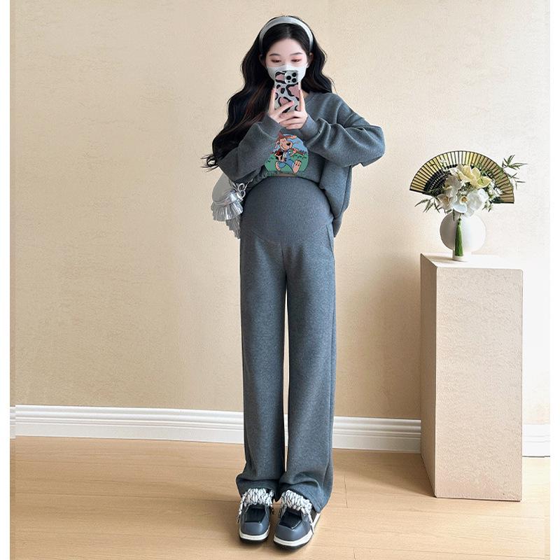 Spring 2025 Age-Reducing Women's Maternity Set: Apricot Round Neck Printed Sweatshirt & Loose Pants