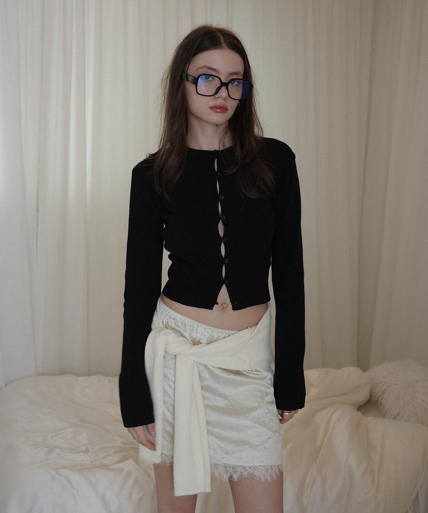 SALON DE YOHN Banding Lace Satin Skirt_ Butter