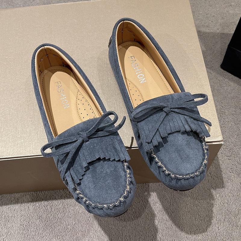 

Doudou shoes women s 2025 spring and autumn versatile flat-soled soft leather Internet celebrities pregnant women one foot lazy soft-soled shallow mou 40 Темно-синій