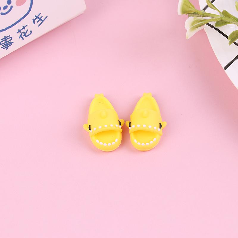 1 Pair 1:12 Dollhouse Miniature Cute Shark Slippers Doll Shoes Suit For Ob11 1/12 Bjd Doll Gsc Dod, Ymy Doll