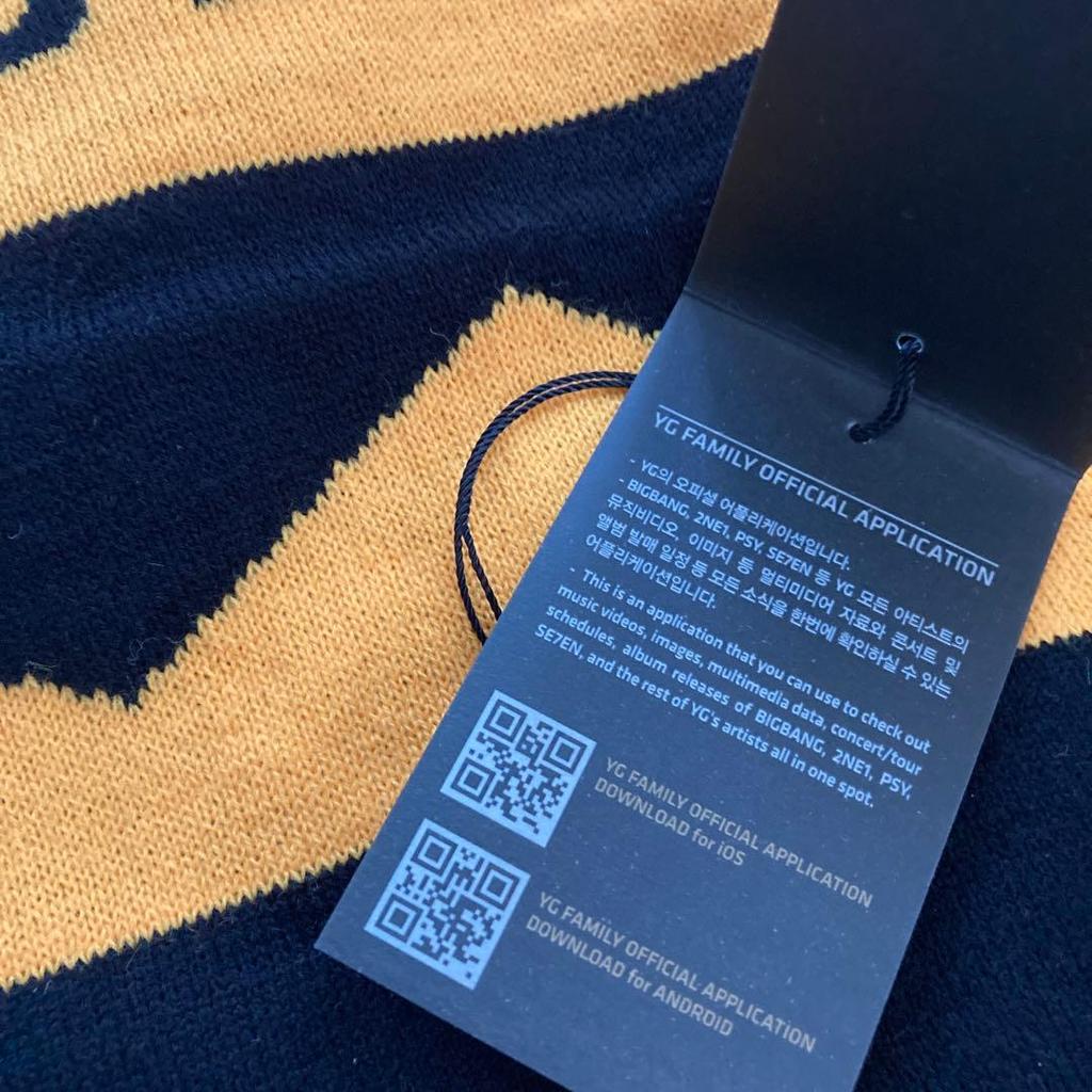 [USED] BIGBANG + a muffler official product