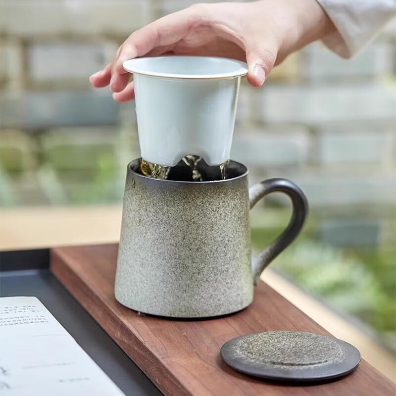 Xiangshang Ceramic Tea Mug with Lid and Infuser