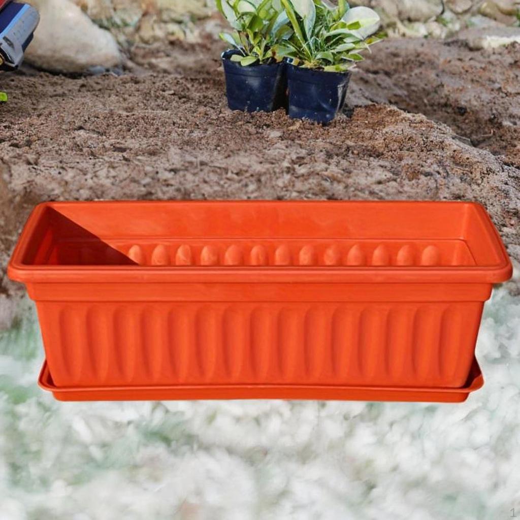 Kvetináč na balkón s drenážnym otvorom a podmiskou na domáce použitie