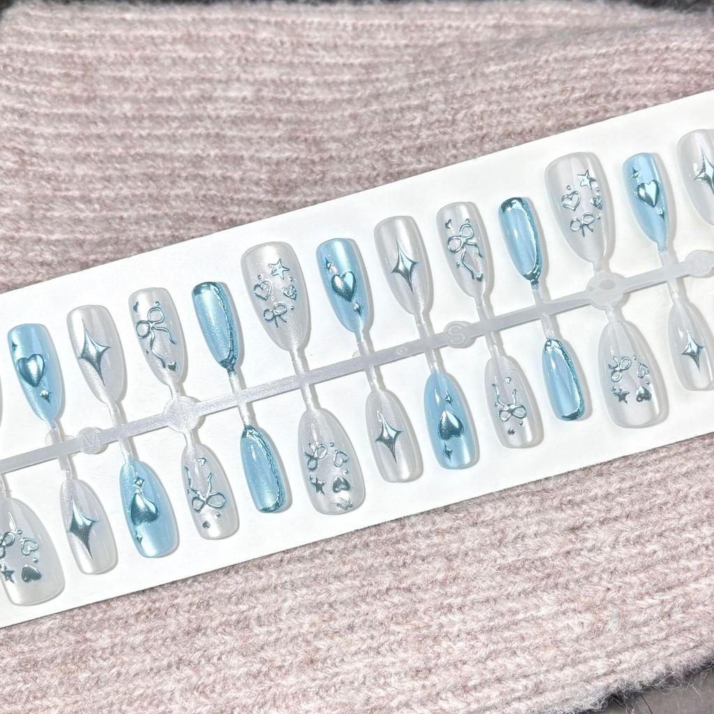 Cold-Tone Starry Blue Cat Eye Magic Mirror Press-On Nails