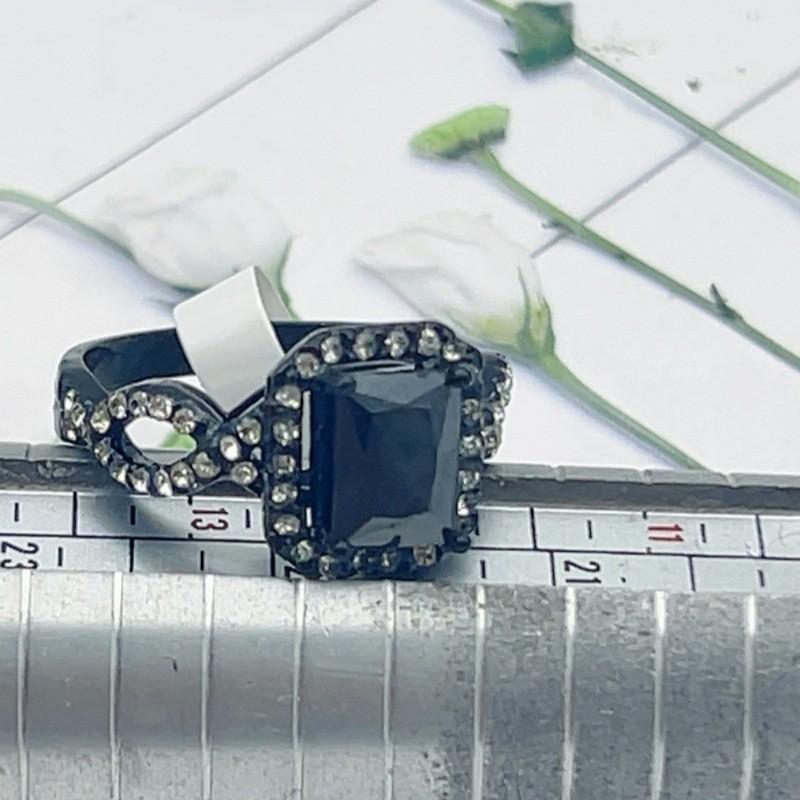 

Elegant Black Plated Couple Ring Set for Men Women Square Cut Zirconia Statement Zircon Perfect Gift for Engagement Wedding 10 чорний