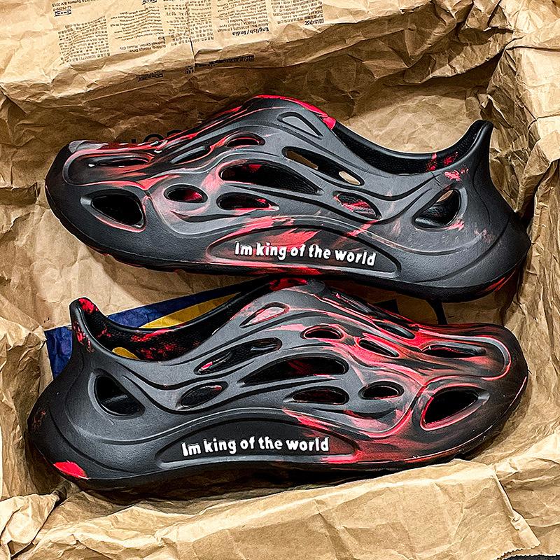 

Camouflage hole shoes new sandals men s beach shoes going out travel shoes casual student sandals tide 40