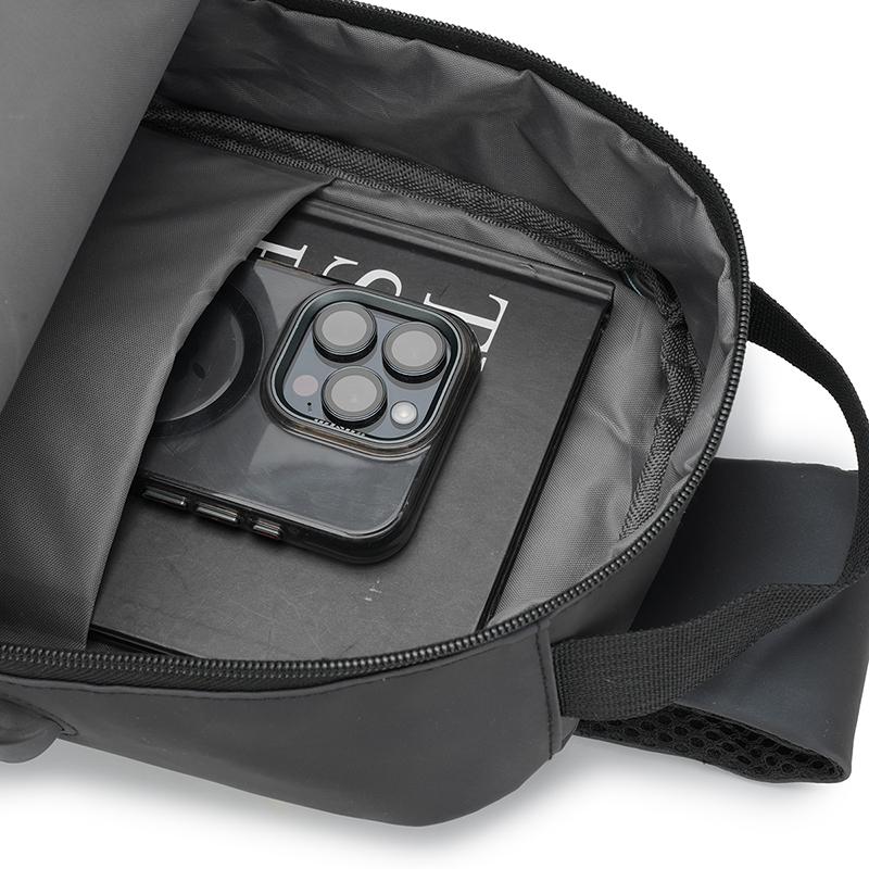 Men's Chest Bag Large Capacity Outdoor Crossbody Bag