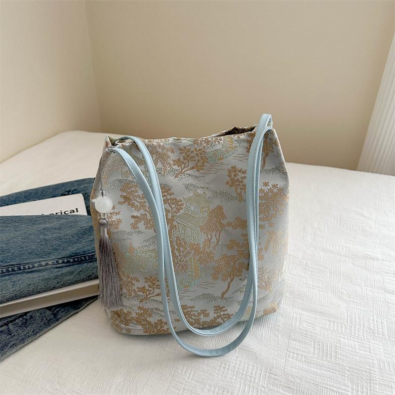 Chic New Chinese Style Pu Bucket Bag With Spacious Design For Daily Commutes