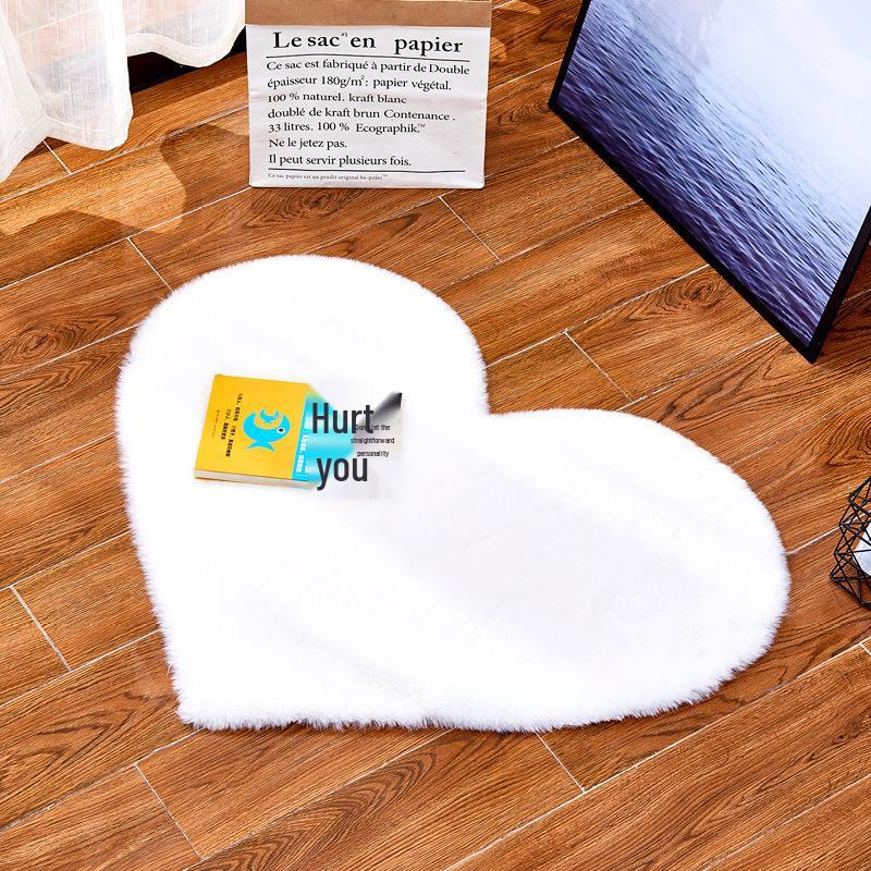 European Style Faux Rabbit Fur Carpet - Modern, Simple Short Pile Velvet Floor Mat for Home Entrance.