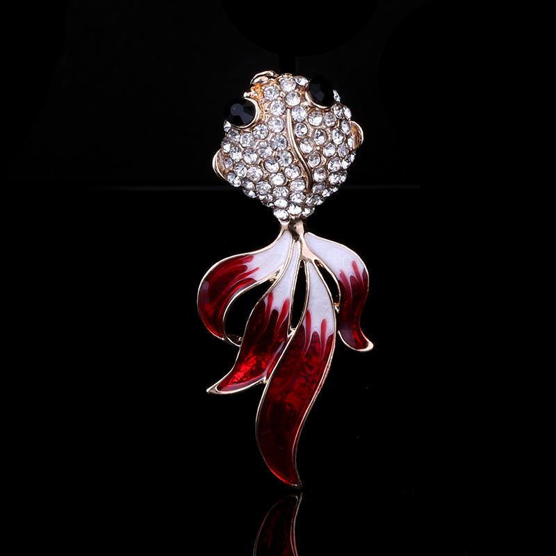 Rhinestone Goldfish Brooches for Women Enamel Sea Animal Pins Event Party Funny Luxury Backpack Decoration Clothes Accessories