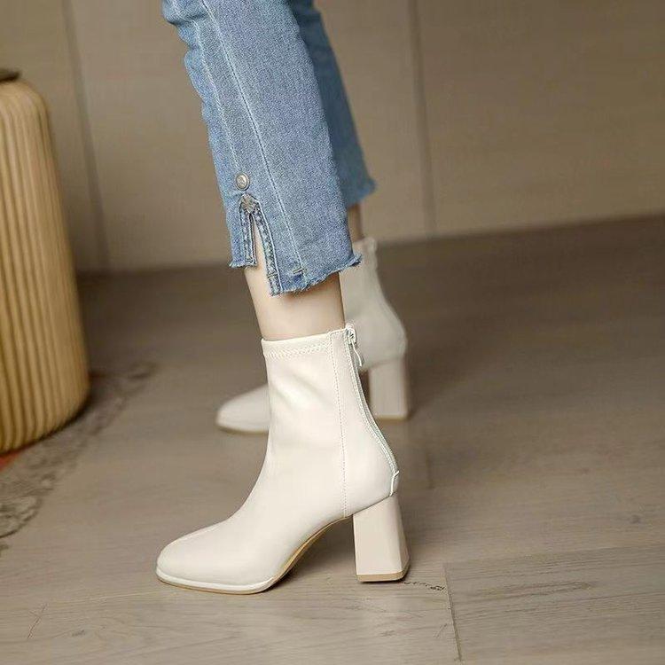 White boots female explosion 2025 autumn and winter new thin boots rear zipper square head thick heel soft leather velvet fashion boots