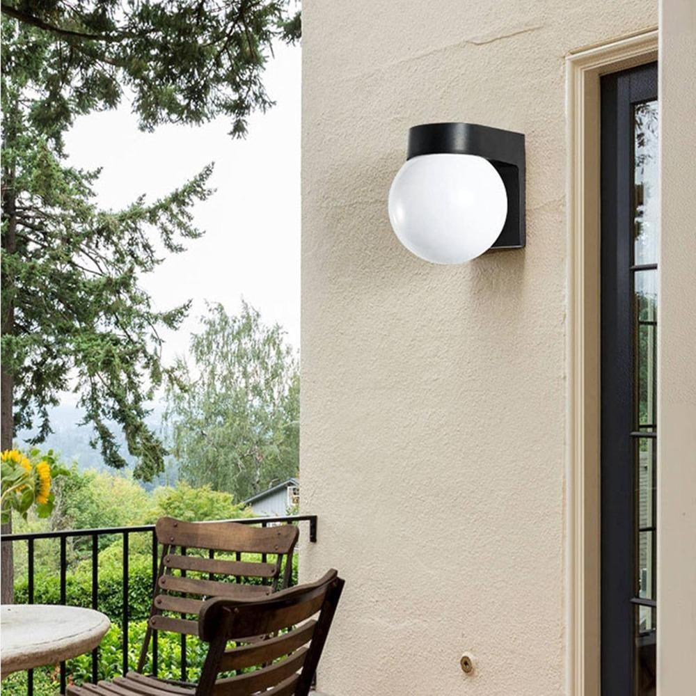 1pcs Black Finish Garden Lamp Round Globe Exterior Wall Light Creative Outdoor Wall Sconce Outdoor