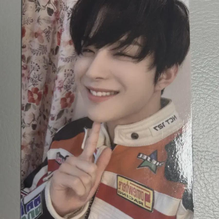 

Nct 127 Punch Hot Dog Jungwoo