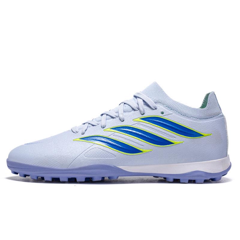 

Unisex Kids TF Soccer Cleats - Outdoor Training for Primary and Middle School Students 40