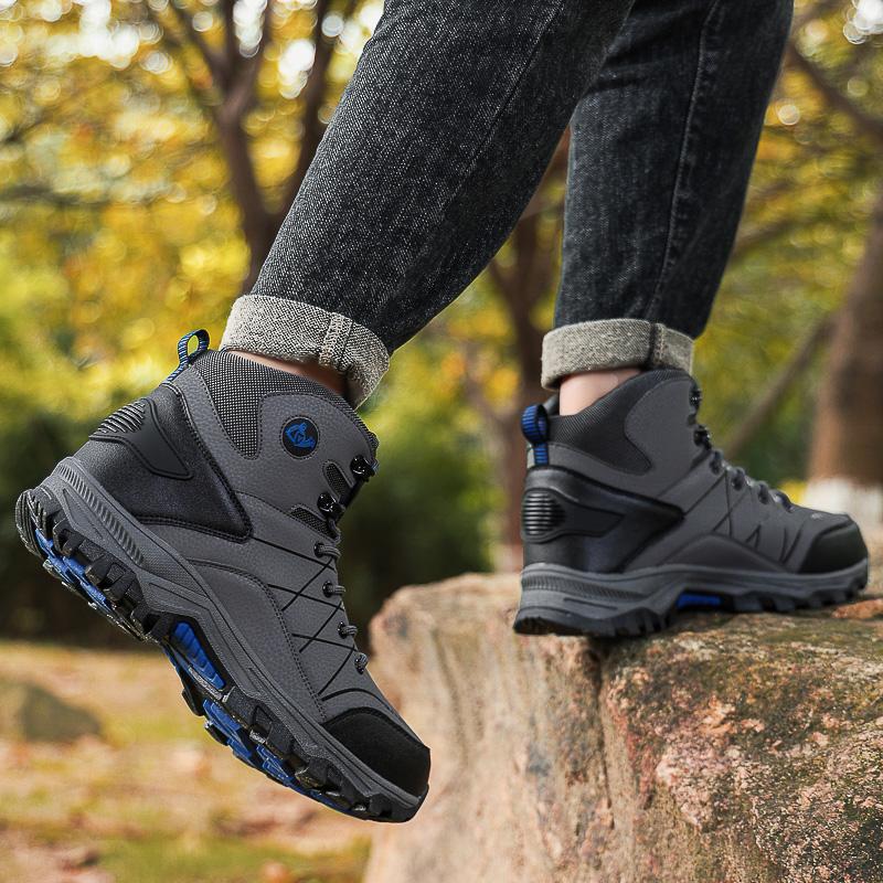 High-top Boots Men Comfortable Casual Anti-slip Breathable Warm Combat Boots Men Durable Plush Soft Outdoor Hiking Shoes Men