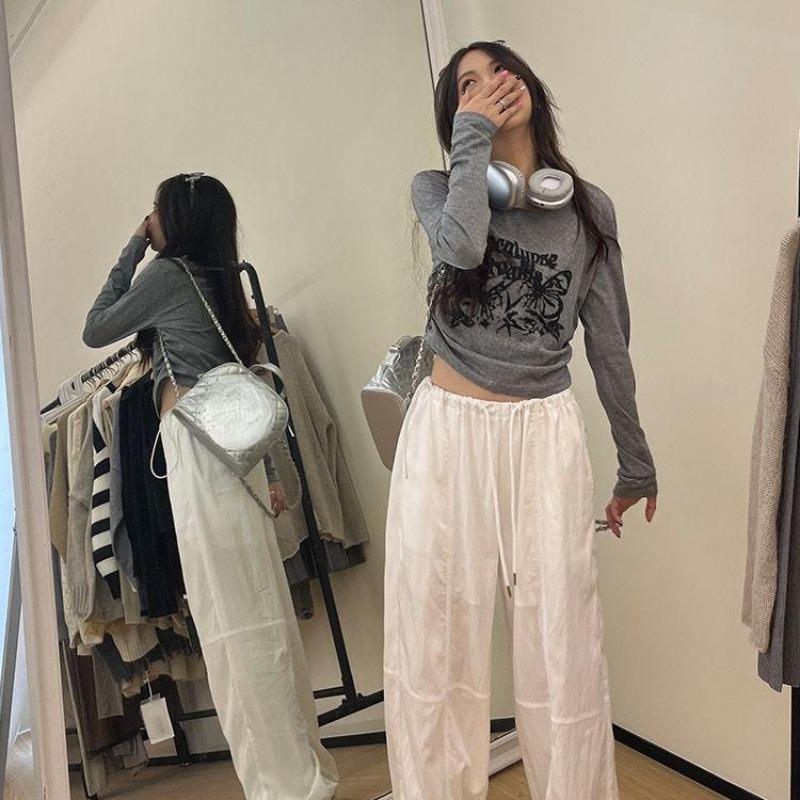 2KWEIRD Sexy Plissierte Grunge T-Shirts Damen Slim Fit Y2k Ästhetischer Buchstabenprint Langarm Crop Top Damenmode All Match T-Shirt