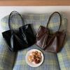 Autumn and winter retro coffee strap tote bag women 2025 simple large capacity commuter shoulder bag fashion handbag