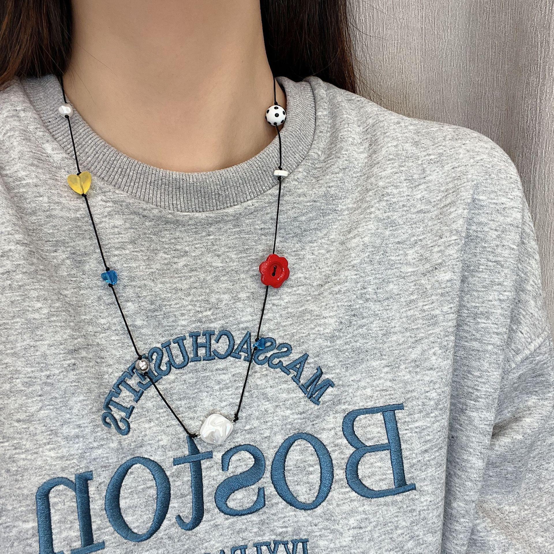 

Универсальное детское ожерелье на ключицу «Дофамин»: Уникальный, простой, нишевый дизайн с аксессуарами в виде цепочки для свитера Model N1213 красный