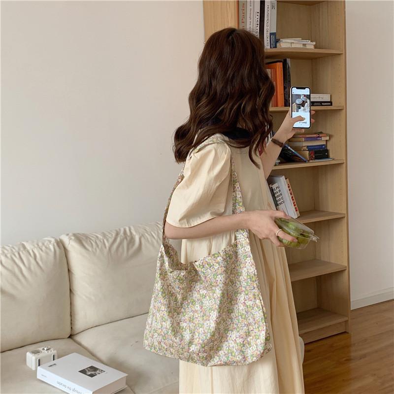 Trendy Korean Style Floral Canvas Tote Bag For Daily Use Medium Size Soft Handle