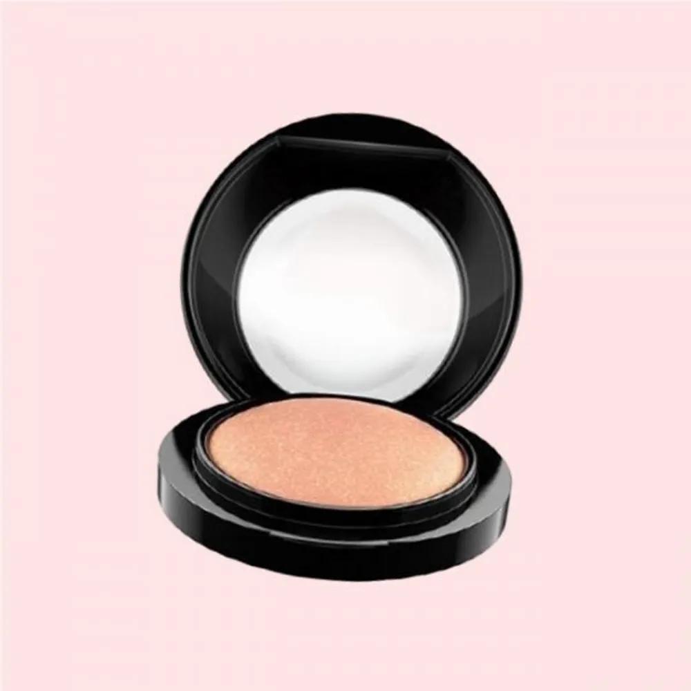 

MAC Mineralize Blush 4578416 Love Thing 4578416