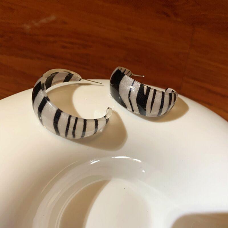 Acrylic Hoop Earrings for Women Girl Hoop Set,Resin Hoops Leopard Earrings Tortoise for Shell Resin Acrylic Hoop Earring