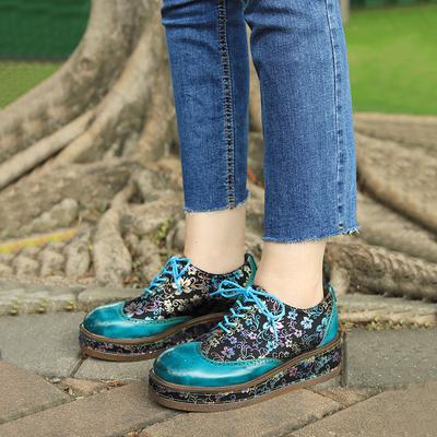 Couro genuíno feito à mão plataforma plana dedo do pé redondo sola grossa retro floral totem sapatos femininos confortáveis